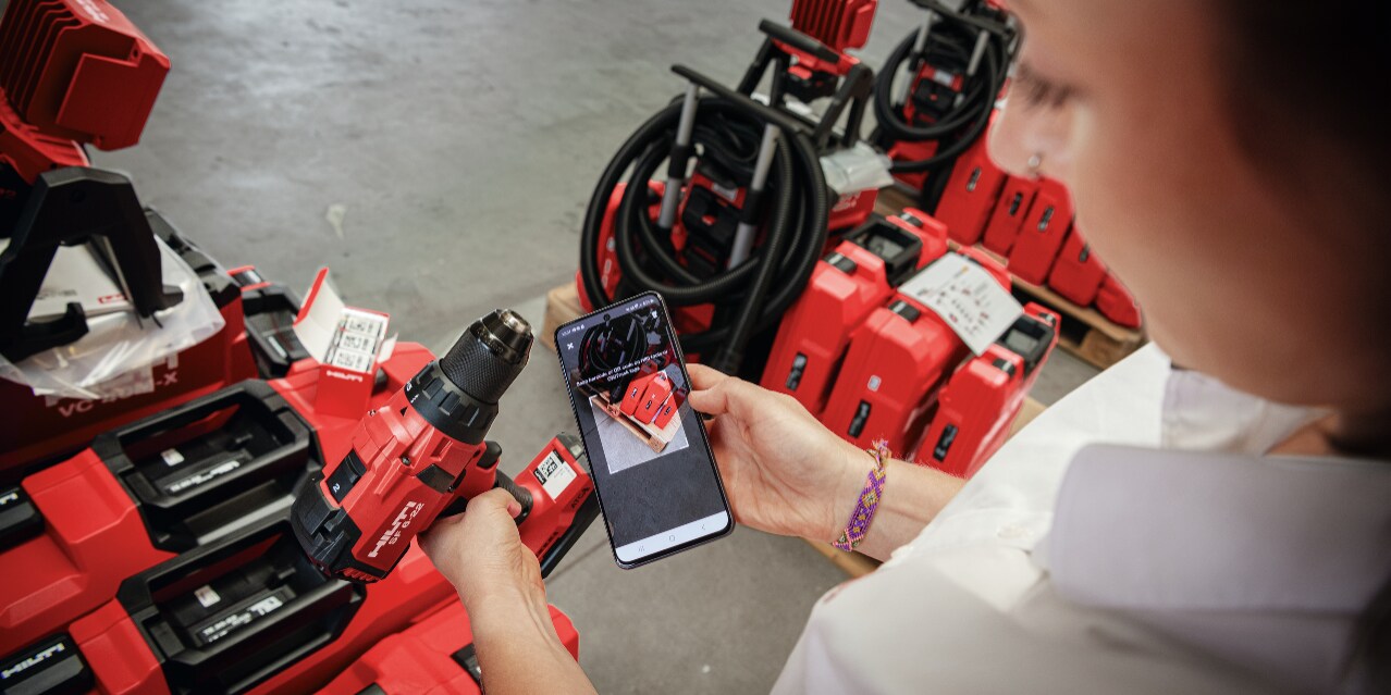 Hilti ON!Track