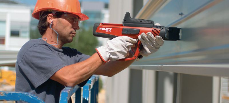 6.8/18 M10 Φυσίγγια Clean-Tec (μακριά) Μακριά φυσίγγια Clean-Tec σε δεσμίδα, διαμετρήτος ,27, για χρήση με καρφωτικά φυσιγγίου για τη στερέωση μεταλλικών επιστρώσεων Εφαρμογές 1