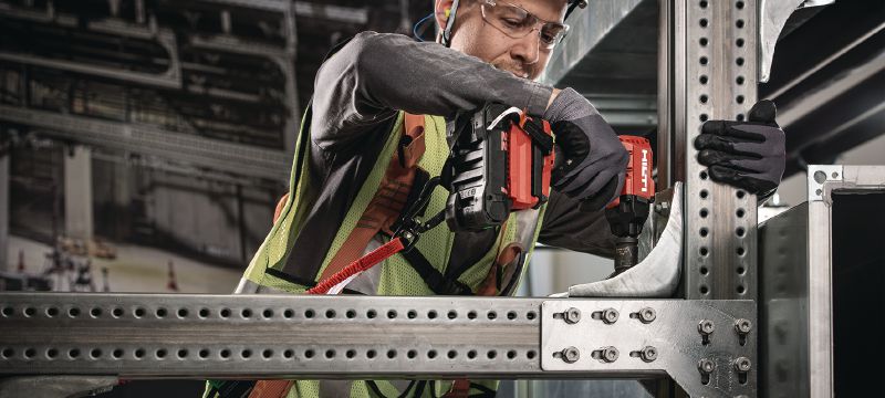 MT-C-GLP L A OC Επίπεδη πλάκα συνδετήρα σχήματος L Συνδετήρας επίπεδου προφίλ σχήματος L για τη συναρμολόγηση και τη σύνδεση αρθρωτών στηριγμάτων σε μέτρια διαβρωτικά περιβάλλοντα Εφαρμογές 1